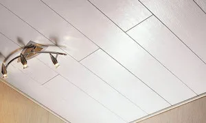 Монтаж на панели от пластмаса PVC таван с ръцете си