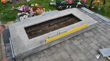 Стъпка по стъпка монтаж на паметника на гроба от земята (фото-водач)