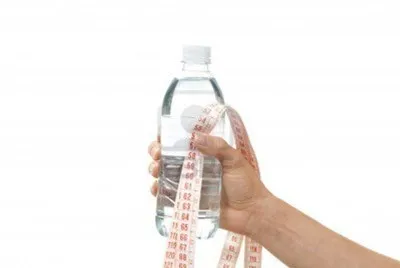 Отслабване с помощта на вода като питейна вода на ден, за да отслабнете, прегледи