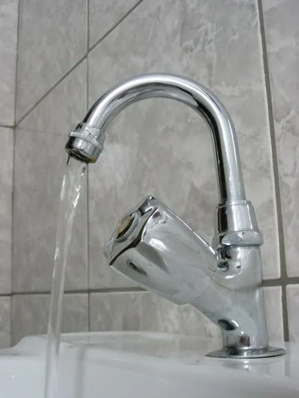 Lemondási forró vízben