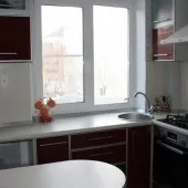 Реновирана кухня в апартамент с ръцете си (му) Реновирана кухня в апартамент с ръцете си