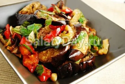 Салата от пържени патладжани - страхотни вкусни рецепти със снимки и видео