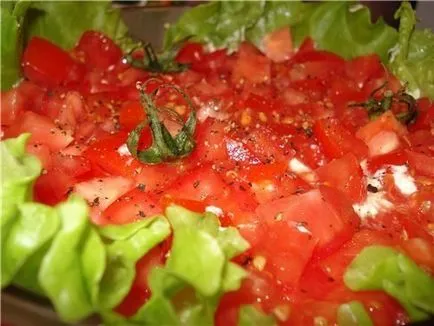 Салата с пиле - вкусни рецепти със снимки и видео