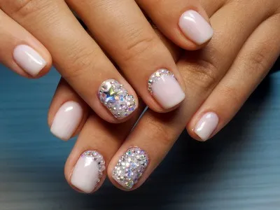 Shellac с кристали идеи, технологии и съвети за ефективност, за използване в маникюра (кристали) Shellac с кристали идеи, технологии и съвети за ефективност, за използване в маникюра