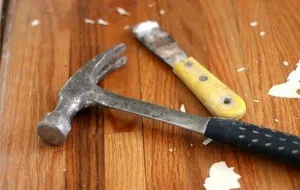Цикленето изработени от дърво с ръцете си, както и какво да се кълчи, технология (смилане) Етаж Шлифоване на дървен материал с ръцете си, както и какво да се кълчи, технология