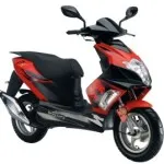 Scooter или мотоциклетист
