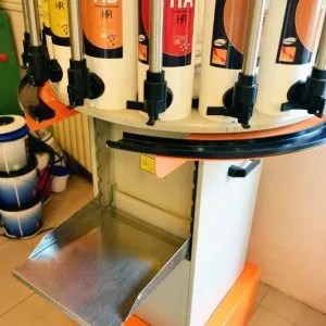 Mi festékkel festeni a falakat a fürdőszobában, ajánlások