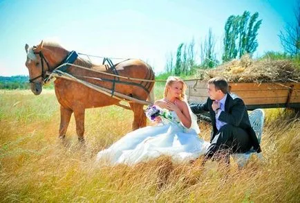 Сватбена фотосесия с коне