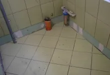 Полагане на плочки върху диагонала на пода, като мястото и сложи диамант конфигурация, етаж оформление, фото