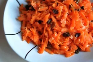 Научете се да готвите различни оригинални ястия от моркови
