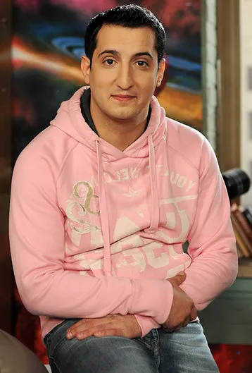 Универ Андрей Gaydulyan това, което правят, Sambursky, Gogunsky и друга звезда проект, космополитен списание (Star) Универ Андрей Gaydulyan това, което правят, Sambursky, Gogunsky и друга звезда проект, космополитен списание