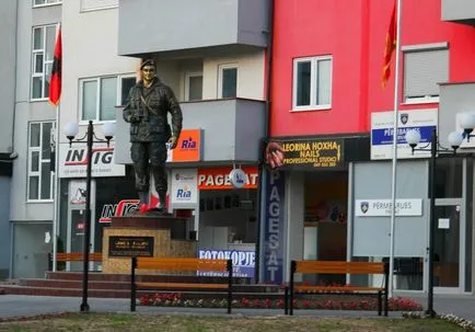 Viatti Годен Косово