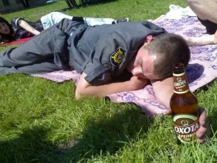 Mivel a sör hat az emberi testre (32 fotó)