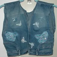 Вест от стари дънки
