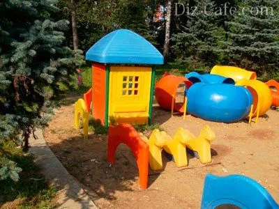 С ръцете си за децата в страната