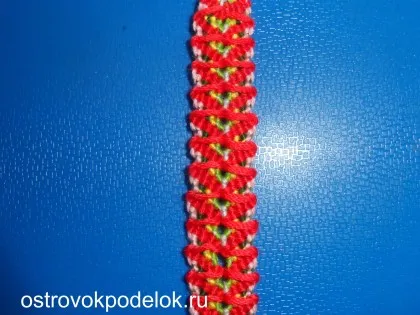 Как да тъкат Baubles стрелка