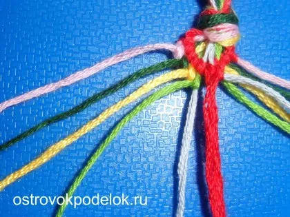 Как да тъкат Baubles стрелка