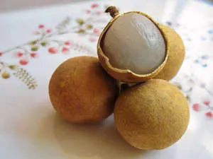 Longan плодове от Тайланд - подробно описание на възможните за отглеждането му в дома