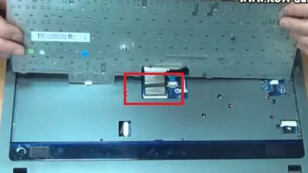 Инструкции за демонтаж, монтаж и почистване на прах от лаптоп Samsung r525 на