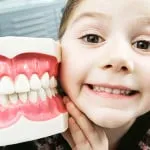 Bite корекция в снимката на детето преди и след