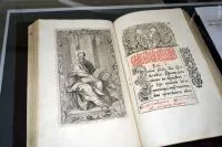 Какви книги трябва да се купуват