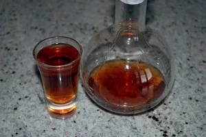 Как да се пие алкохолно маточина, какви видове има балсами