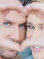 Откъде знаеш, че е твоя човек