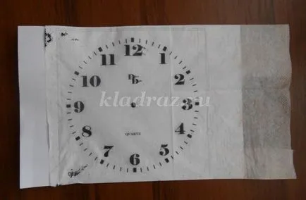 Как да си направим часовник от плаката с ръцете си