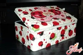 Как да си направим една кутия с безполезни неща със собствените си ръце