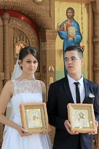 Как да стана медицинска сестра, Църква Света Троица ово