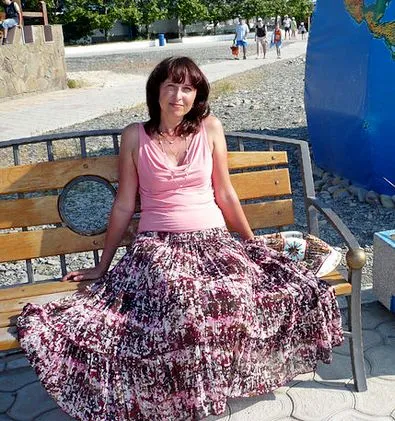 Как да шият стъпаловиден пола, сливане на стилове