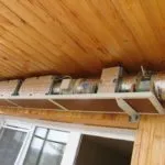 Как да се сложи керамични плочки върху шперплат