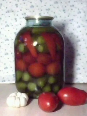 Както се маринова краставици и домати