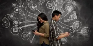 Как да вмъкнете модул в статия Joomla