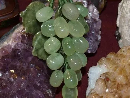 Stone Jade магически свойства, се интересуват от този минерал, видео
