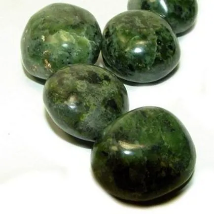 Stone Jade магически свойства, се интересуват от този минерал, видео
