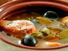 Казашките рецепти за борш, Salsola, риба, баници, сладкиши, ястия снимки
