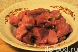 Картофи и месо в тиган