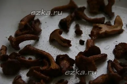 Картофи с гъби в рецептата на фурна със снимка