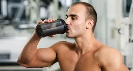 Коктейли за наддаване на тегло в дома и високо калорични протеин