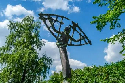 Коломенское - Запазване на музей, разходка в парка, София