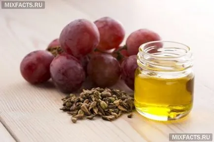 Козметично масло от гроздови семки Face (грозде) масло от гроздови семки е козметична лицето