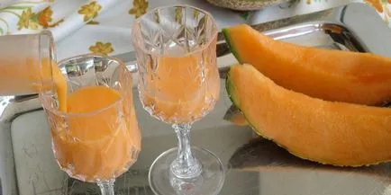 Liqueur лимончело рецепта у дома, как и с какво да се пие, цената (рецепта) Liqueur лимончело рецепта у дома, как и с какво да се пие, цената