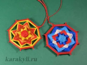 Mandala на резбата с ръцете си, драсканица