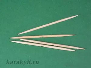 Mandala на резбата с ръцете си, драсканица