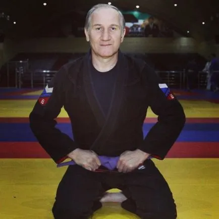 Mayrbek Hasiev се каже, че ACB чисто чеченски промоция - това е само глупави - членове - Съветския