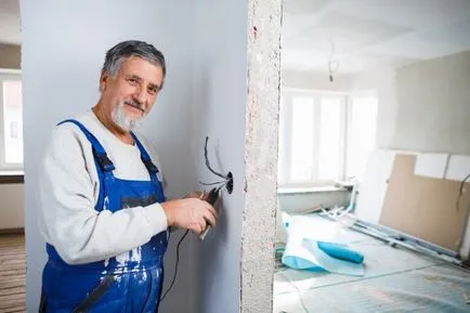 Installer - къде да учат, заплата, е от полза за професията - 