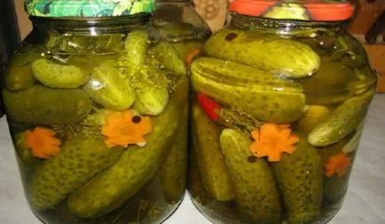 Кисели краставички през зимата