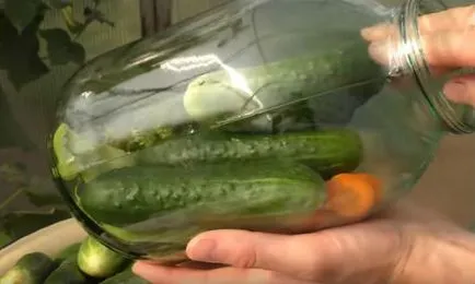 Кисели краставички през зимата