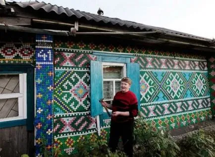 Първоначалната украса на фасадата на една селска къща